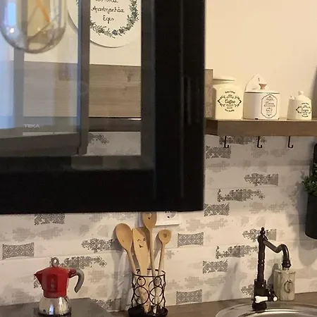 Ezuest Boroka * Eger