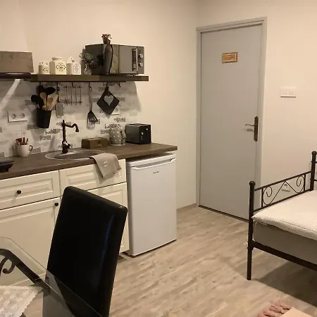 Ezuest Boroka Appartement Eger