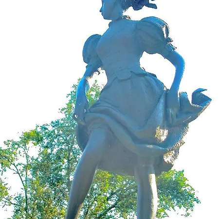 Апартаменти Ezuest Boroka Еґер