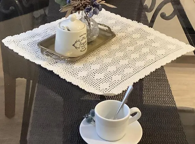 Ezuest Boroka * Eger