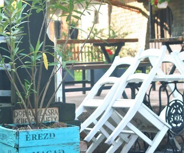 Ezuest Boroka Apartament