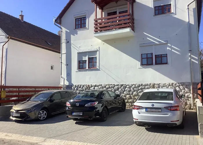 Ezuest Boroka Apartament